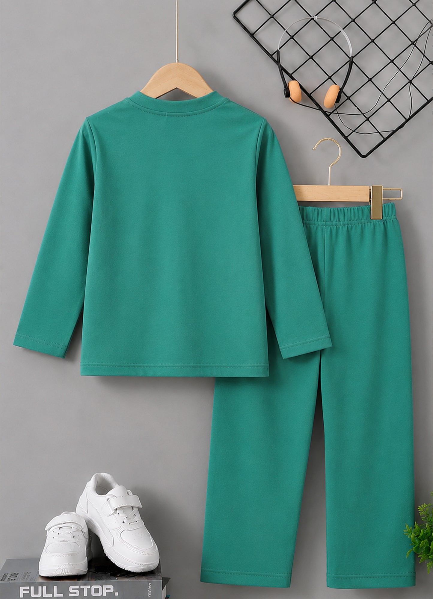 YB - 217 - Green